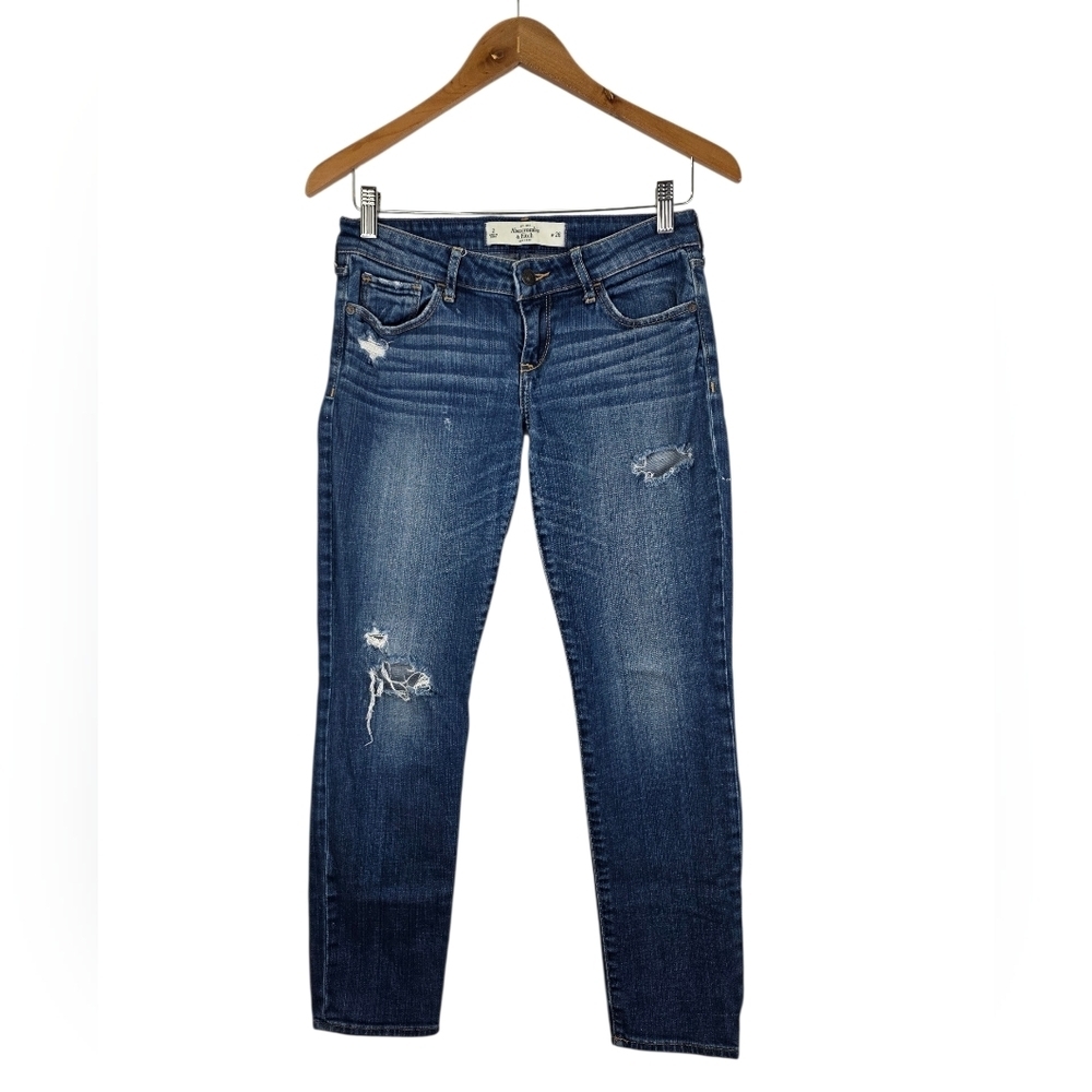Abercrombie & Fitch Women's Distressed Skinny Low Waist Medium Wash Jeans Size 2